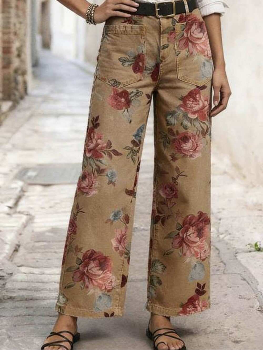 NWT - Flamingals - Floral Print Patch Pocket High Rise Straight Leg Jeans - Picture 4 of 14